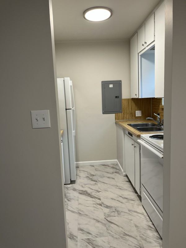 800 S Thistle St #3 - Photo 3 of 15