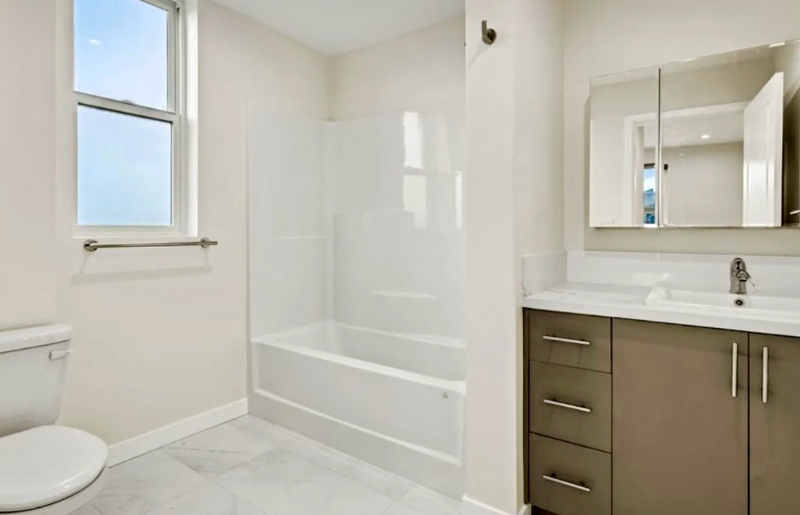 423 Oak St #301 - Photo 6 of 21