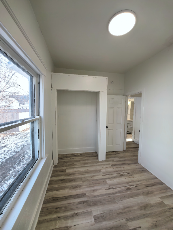 626 S Market St - Photo 3 of 15