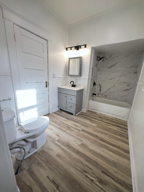 626 S Market St - Photo 5 of 15