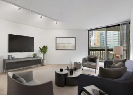 754 N Dearborn St - Photo 4 of 14