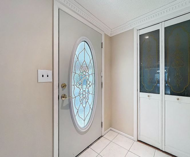 12504 Stagecoach Ln - Photo 4 of 15