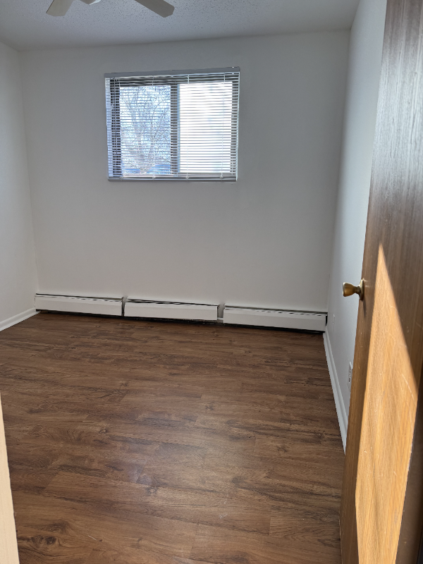 310 Nw Chapel Dr - Photo 5 of 10