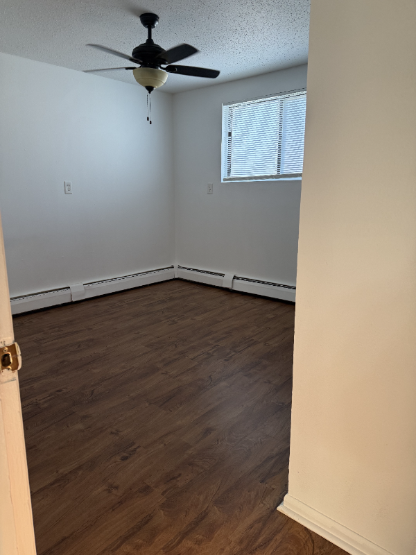 310 Nw Chapel Dr - Photo 6 of 10