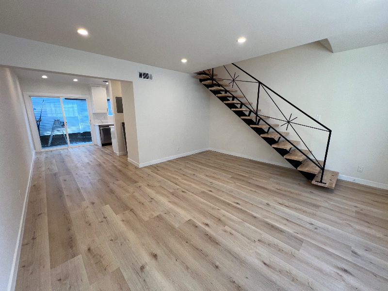 2513 Hermosa Ave #1-2 - Photo 4 of 12