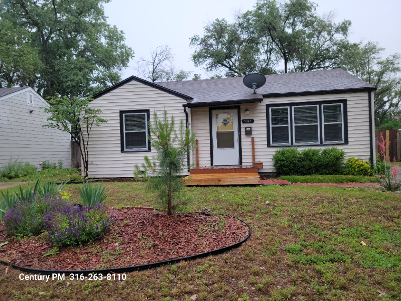 5941 E Bellaire St - Photo 2 of 16