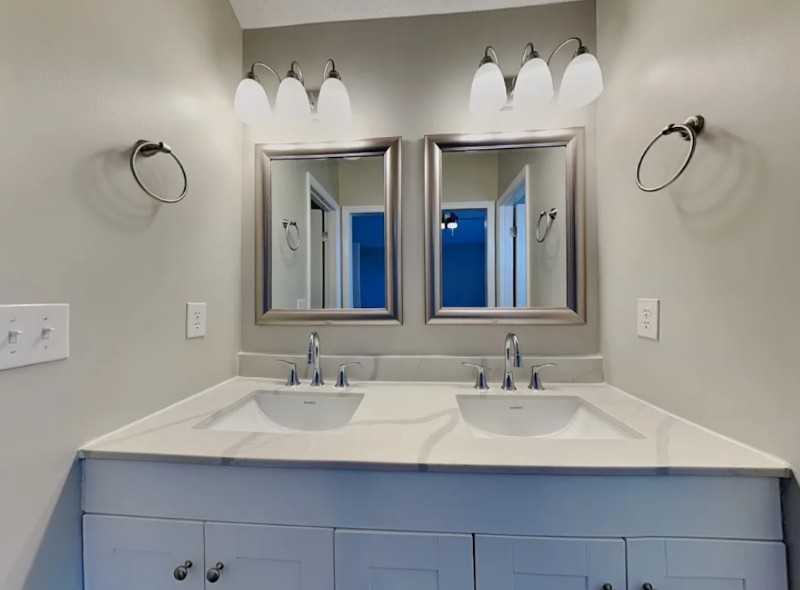 3902 W Pollack St - Photo 3 of 9