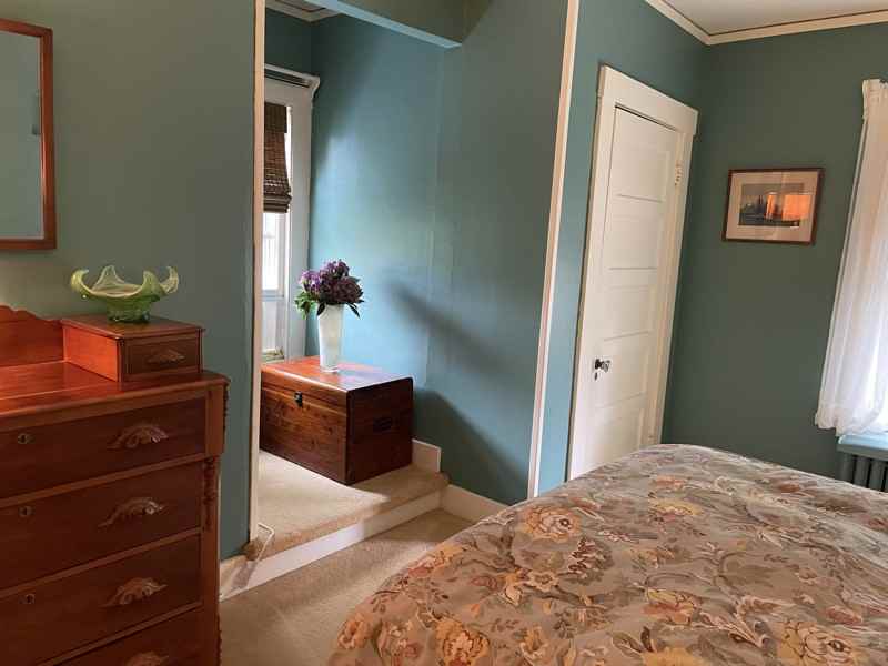 273 Ocean Ave - Photo 2 of 9