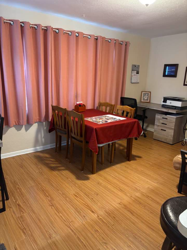 11019 126th Ave #A - Photo 5 of 8