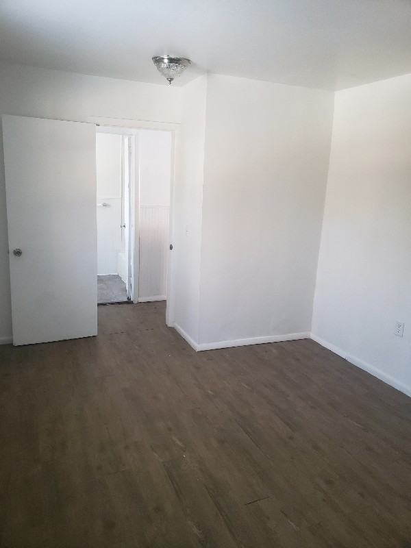 127 Hilltop Circle #7 - Photo 3 of 10