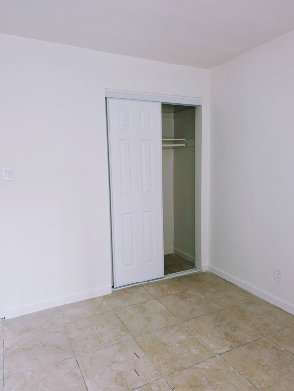 3332 Drew St #4 - Photo 6 of 8