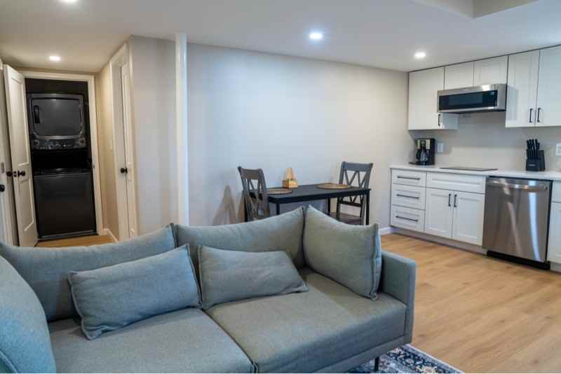 1400 Northcrest Dr - Photo 7 of 9