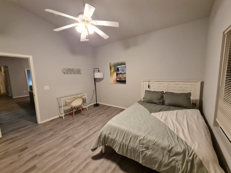 11305 W Pinehollow Dr - Photo 4 of 5