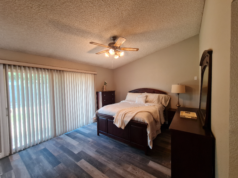 7944 W Charter Oak Rd - Photo 5 of 9