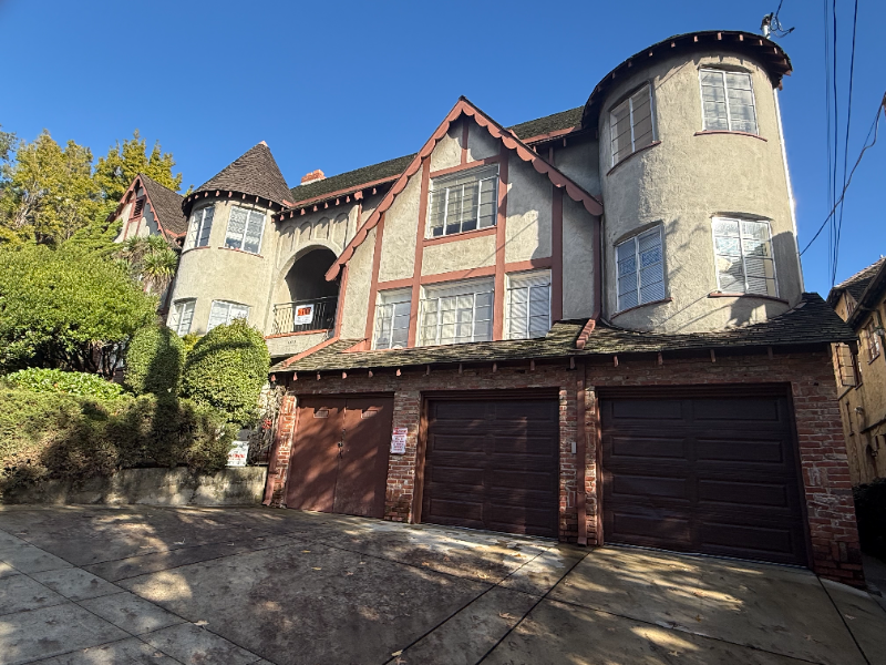 1815B Spruce St #105 - Photo 7 of 8