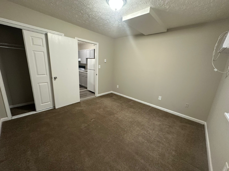 766 Anderson Ave #5 - Photo 3 of 8