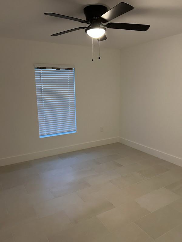 3632 Marion St - Photo 7 of 8