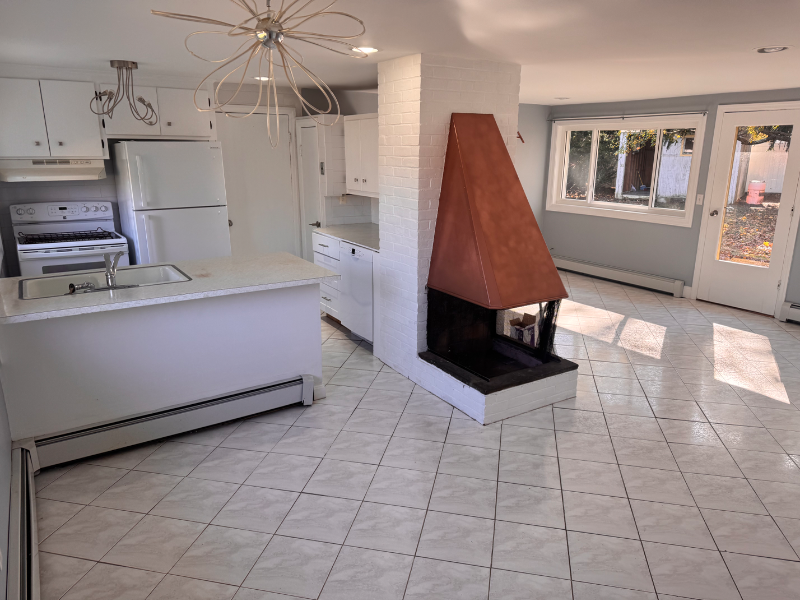 165 Haverhill Ave - Photo 6 of 20