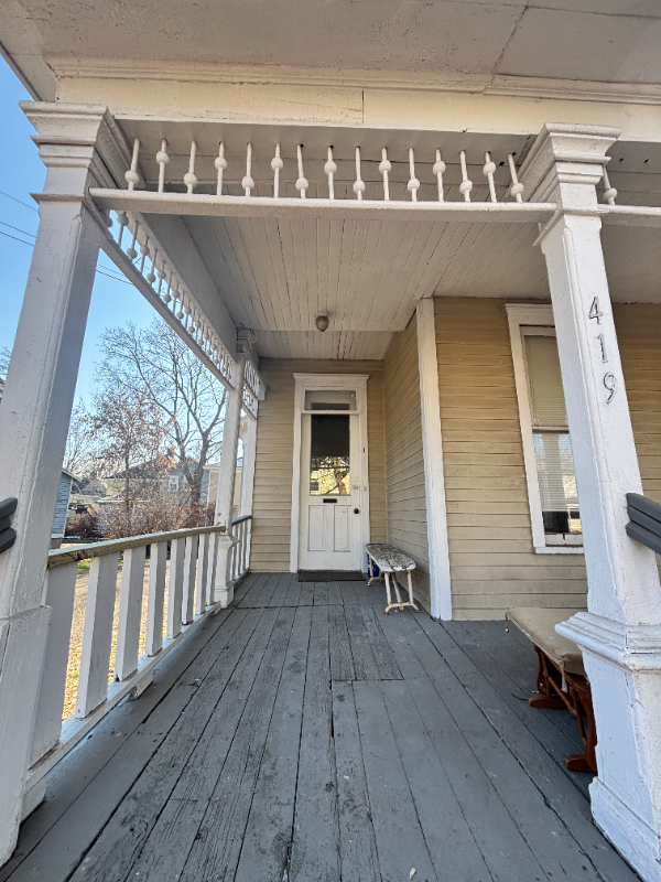 419 W Vine St #1 - Photo 2 of 10