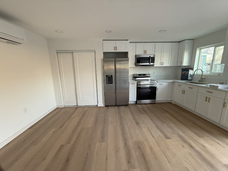 220 Estreet #220E21st - Photo 6 of 10