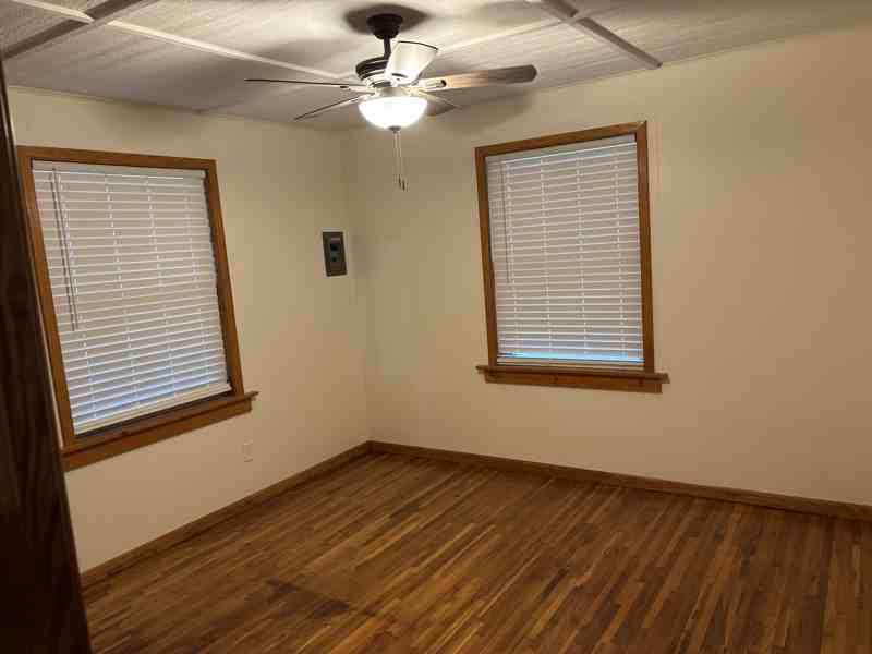 9925 Muskrat Rd - Photo 3 of 11