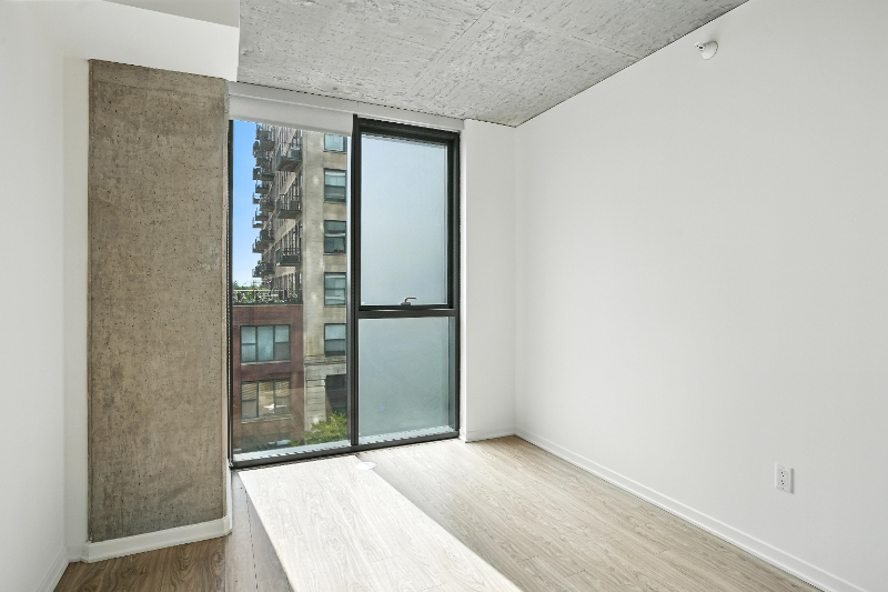 1320 S Wabash Ave - Photo 6 of 8
