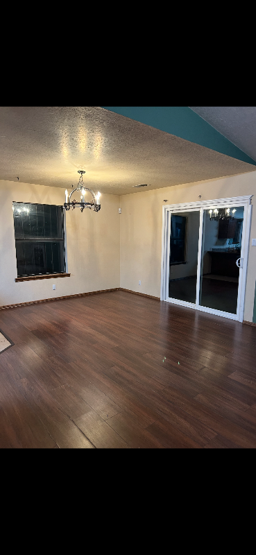 800 Eastridge Dr Ne - Photo 2 of 13