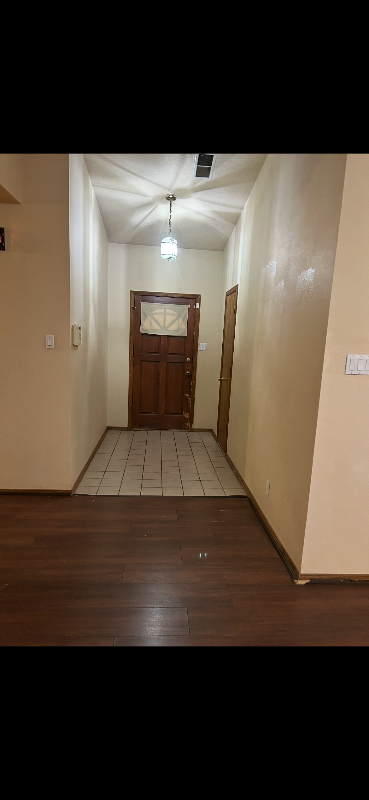 800 Eastridge Dr Ne - Photo 3 of 13