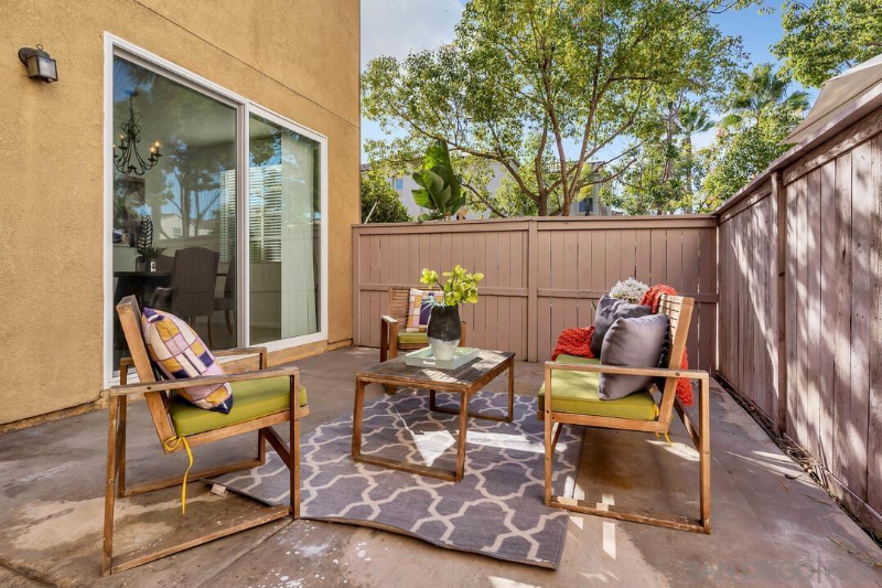 916 Teatro Cir - Photo 3 of 10