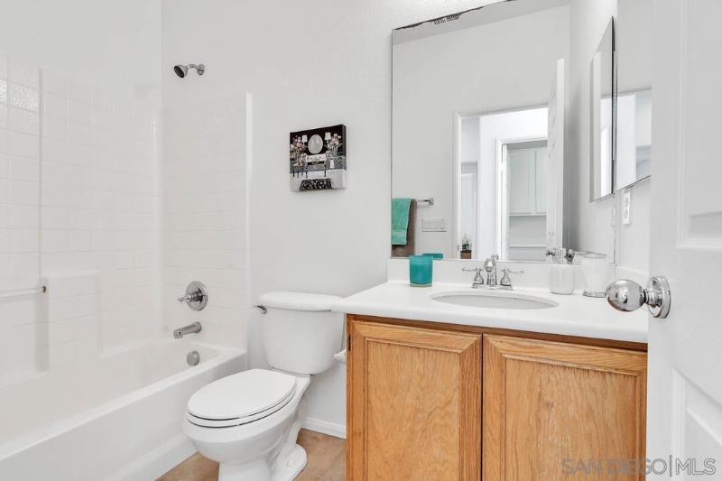 916 Teatro Cir - Photo 7 of 10