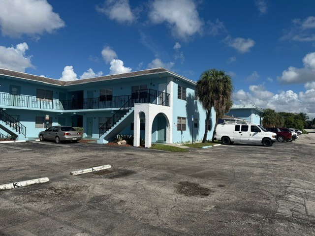 241 Se 10th Ave #210 - Photo 2 of 18