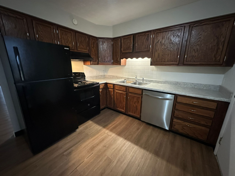 2426 Echo Valley Dr #2426 - Photo 2 of 10