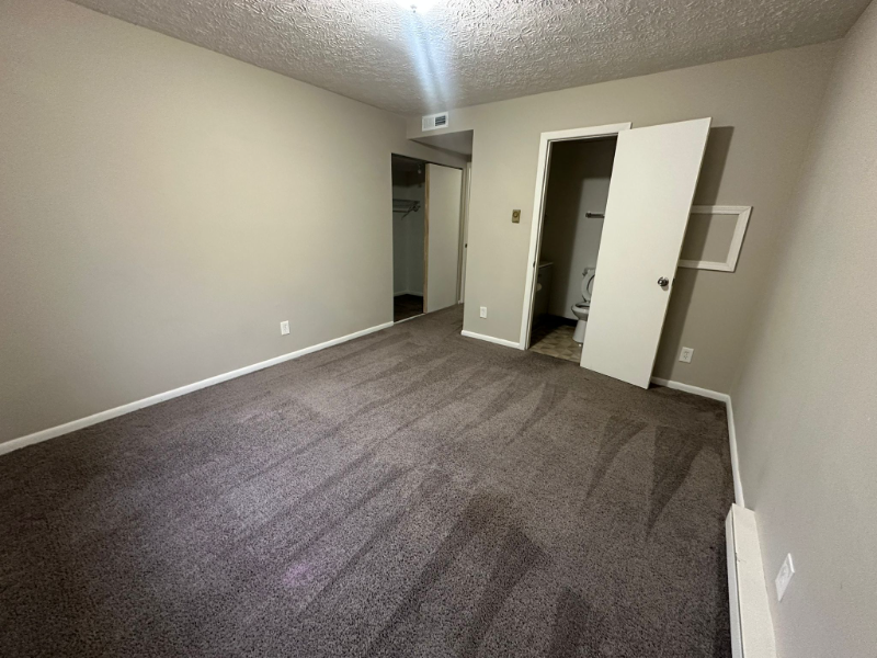 2426 Echo Valley Dr #2426 - Photo 7 of 10