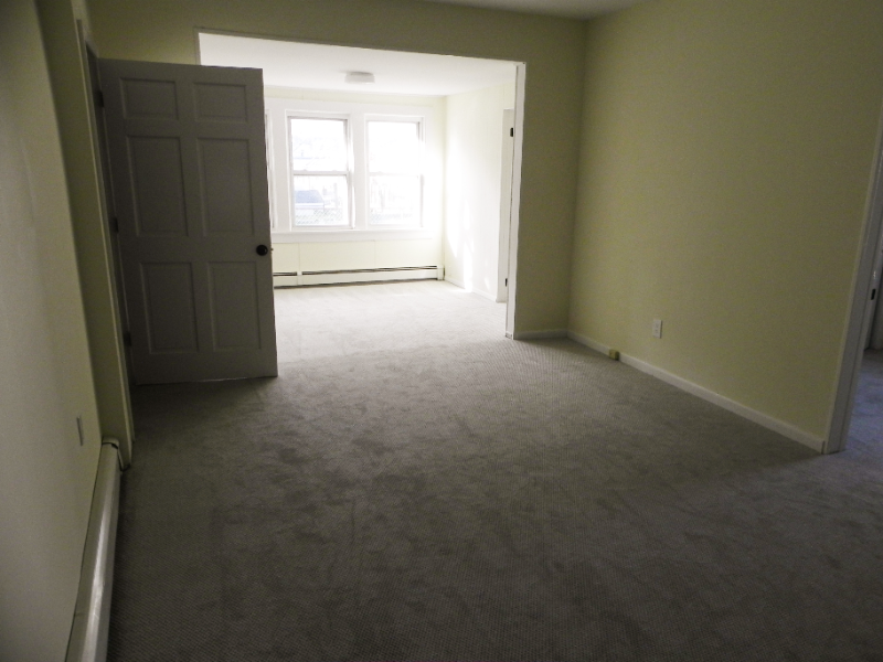 25 Cove Ave #1 - Photo 4 of 12