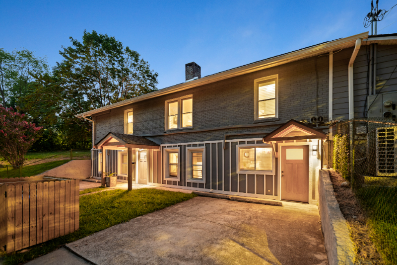 26 Hanover St #B - Photo 2 of 20