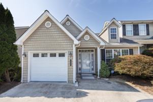 featured image of 1955 Oxford Ct