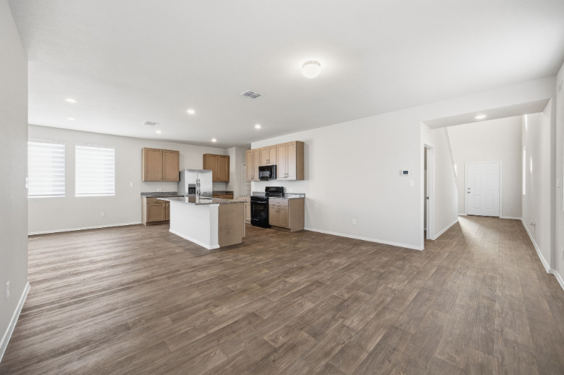 2610 Derwent Dr - Photo 2 of 21