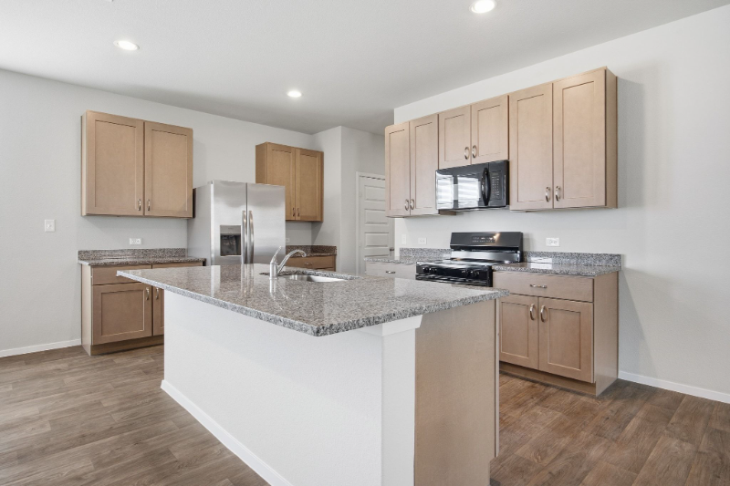 2610 Derwent Dr - Photo 4 of 21