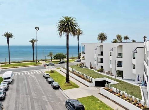 311 Ocean Ave - Photo 2 of 13