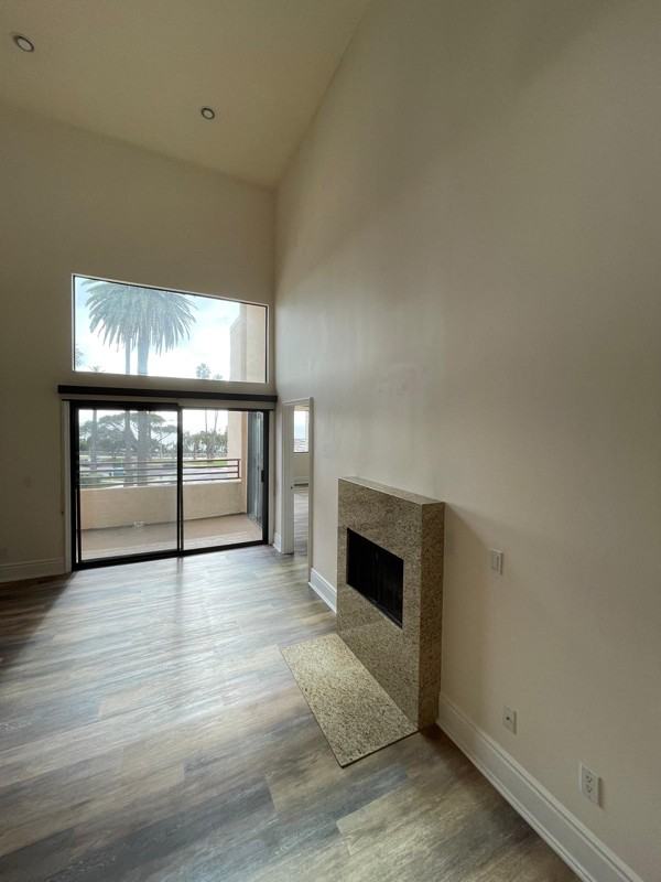 311 Ocean Ave - Photo 4 of 13