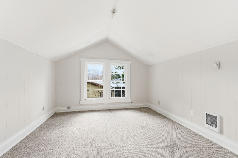 1458 S Main St - Photo 3 of 20