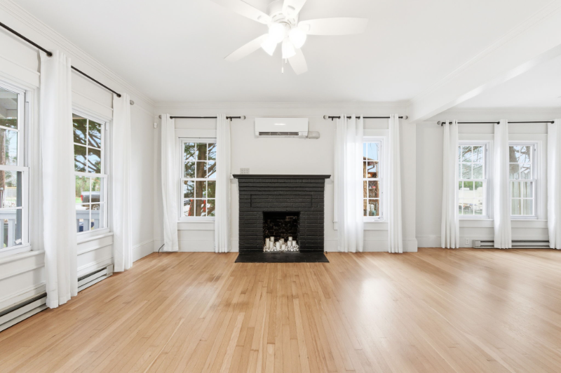 1458 S Main St - Photo 6 of 20