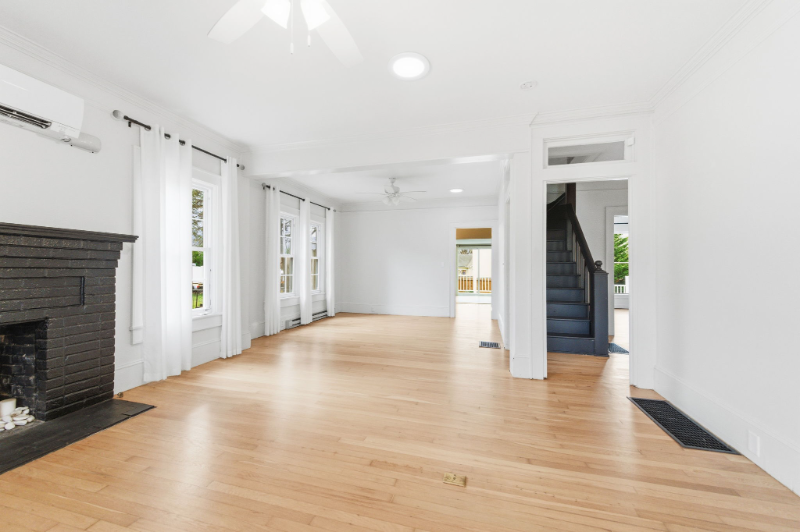 1458 S Main St - Photo 7 of 20