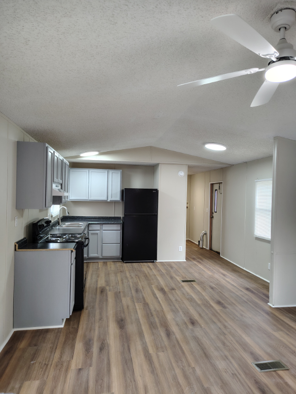 13 Ez Ln - Photo 3 of 20