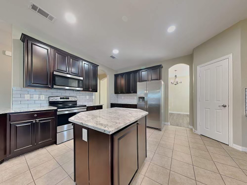 222 Brookdale Dr - Photo 3 of 12