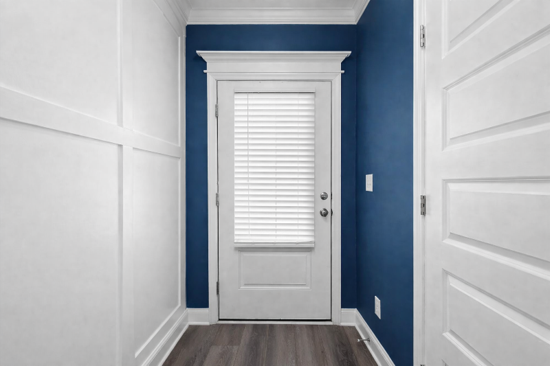 1080 Linsmore Ave - Photo 2 of 20