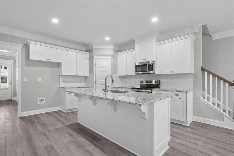 1080 Linsmore Ave - Photo 5 of 20