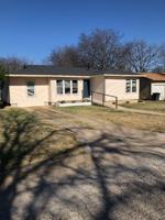 featured image of 1006 Bales St