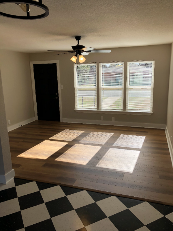 1006 Bales St - Photo 3 of 16