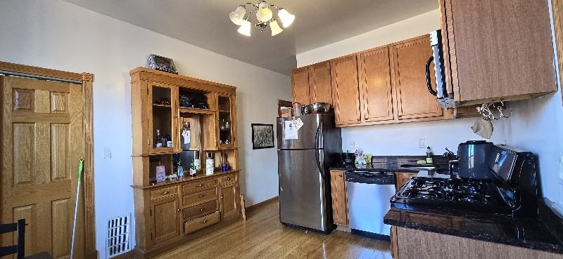 2342 W Walton St #2R - Photo 6 of 18